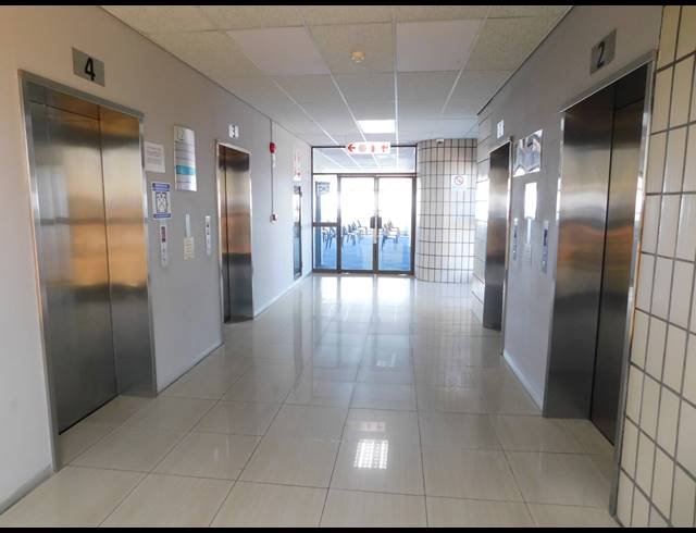 260M² OFFICE TO LET IN FERNDALE